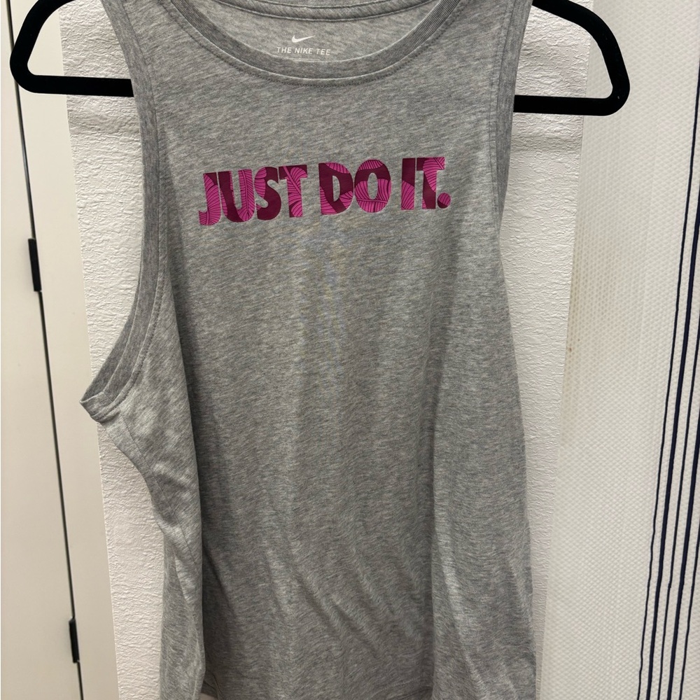 Nike Heather Gray racerback workout tank